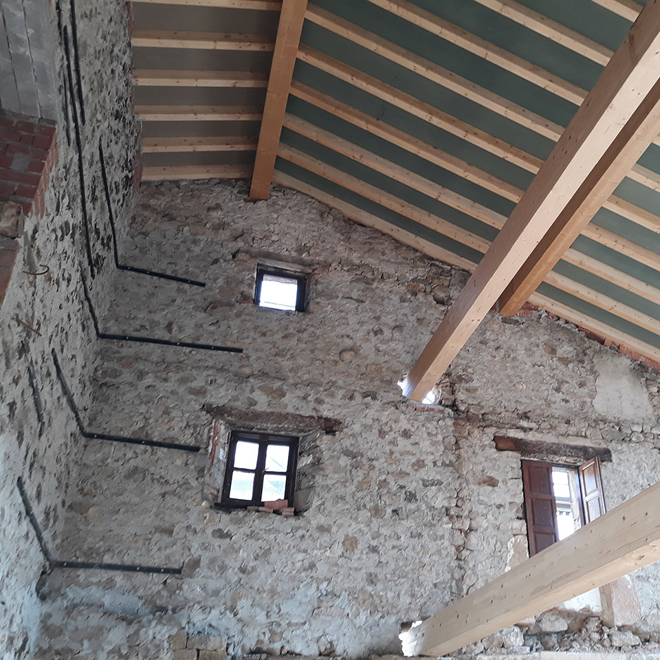 Rehabilitación integral de vivienda unifamiliar en Santiurde de Toranzo